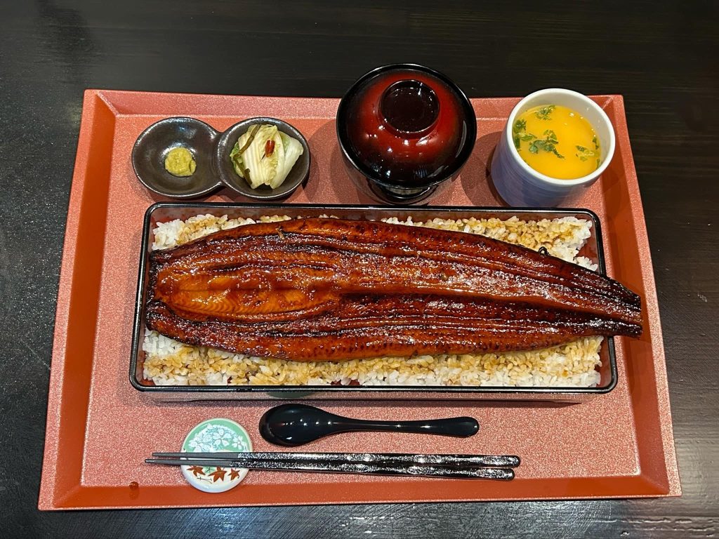 鰻の黒船