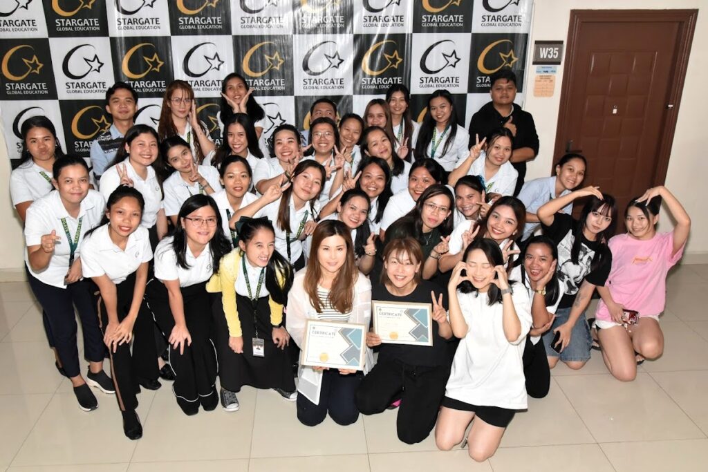 卒業式の集合写真